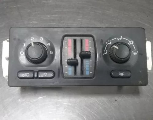 2003-2004 Chevy Suburban Silverado Sierra Climate AC Heater Temperature Control used OEM climate control