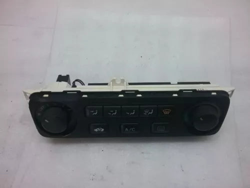 2001-2002 Nissan Altima AC Heater Temperature Control Manual with A/C Manual OEM used OEM climate control