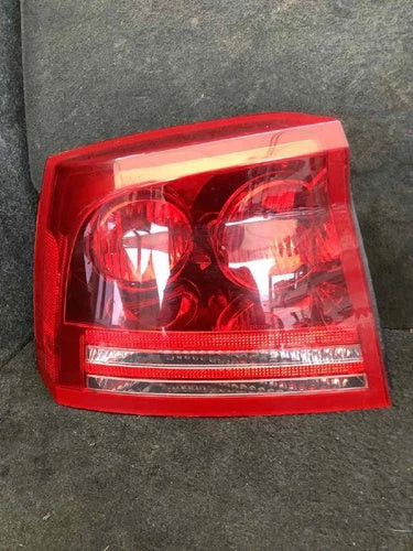 2006-2008 DODGE CHARGER REAR LEFT DRIVER'S SIDE TAIL LIGHT LAMP ASSEMBLY OEM 07 used OEM tail light