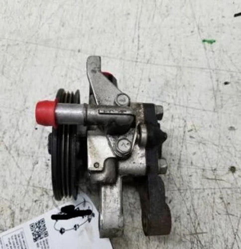 Power Steering Pump 4 Cylinder Fits 2003-2008 Hyundai TIBURON used OEM power steering pump