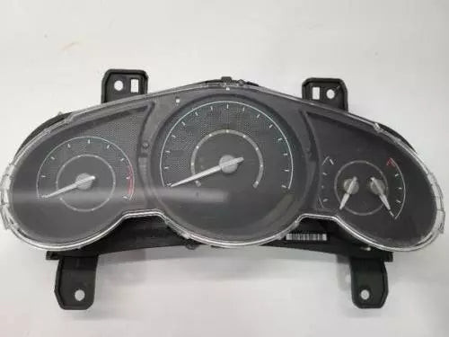 CHEVROLET MALIBU 2008-2012 Speedometer Cluster MPH OEM used OEM instrument cluster