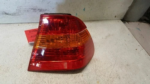 Passenger Right Tail Light Sedan Canada Market Fits 2002-2005 BMW 320i used OEM tail light