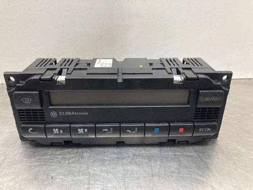 Volkswagen PASSAT 2.8L HEATER A/C CLIMATE CONTROL PANEL CLIMATRONIC 2000-2001 used OEM climate control