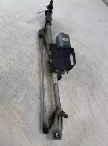Wiper Motor W Linkage Fits CHRYSLER 200 2015-2017 used OEM sun visor