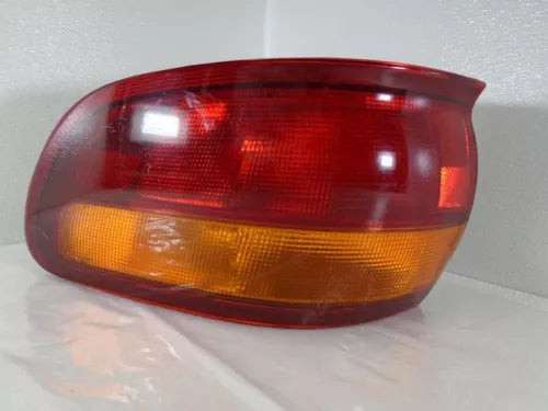 1991-1997 Toyota Previa LH Left Tail Light Quarter Panel Mounted used OEM tail light