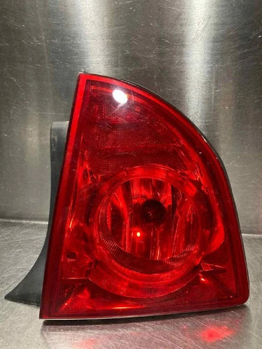2008-2012 CHEVY MALIBU Tail Light Lamp Assembly RH Right Passenger Side Red Lens used OEM tail light