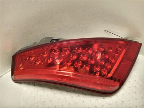 Tail Light Driver Left Rear Lamp Nissan Murano 2006 2007 OEM 06 07 used OEM tail light
