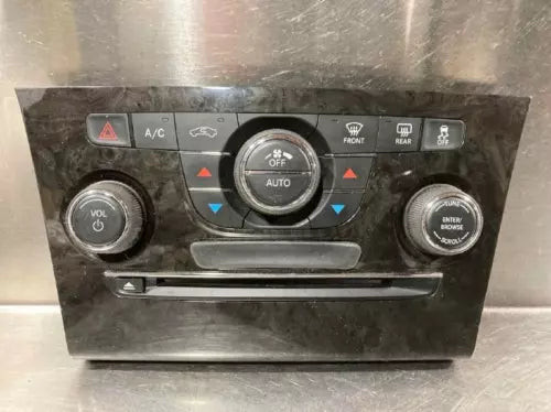 2011 2012 CHRYSLER 300 Heater AC Temperature Control Switch Radio OEM 11 12 used OEM climate control