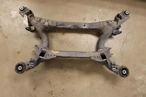 2014-2015 LEXUS IS250 IS350 CONVERTIBLE REAR SUSPENSION CROSSMEMBER SUBFRAME OEM used OEM rear subframe and crossmember