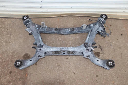 2014-2015 LEXUS IS250 SEDAN 2.5L RWD REAR SUSPENSION SUBFRAME CROSSMEMBER OEM used OEM rear subframe and crossmember