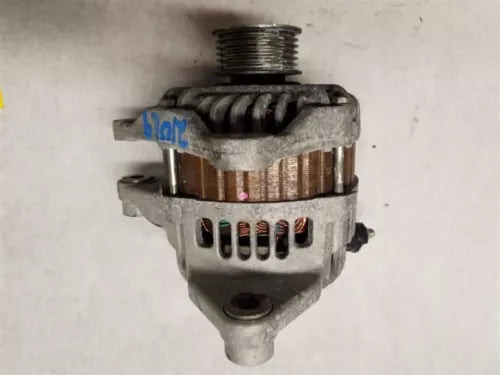 Alternator TOYOTA YARIS 2016-2019 used OEM alternator