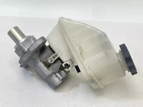 2016 - 2020 CHEVY CAMARO 3.6L Brake Master Cylinder Used OEM used OEM brake booster or master cylinder