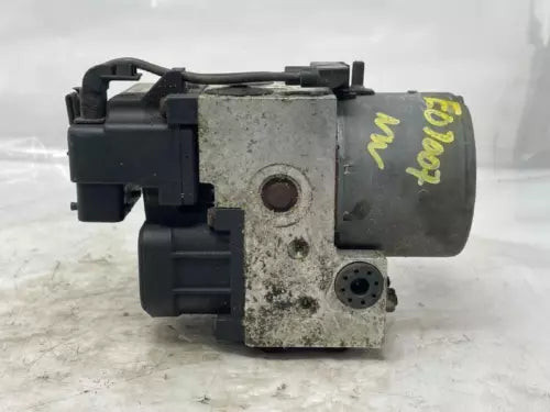 1997-1998 Toyota Camry ABS Anti-Lock Brake Pump Assembly used OEM ABS pump and module