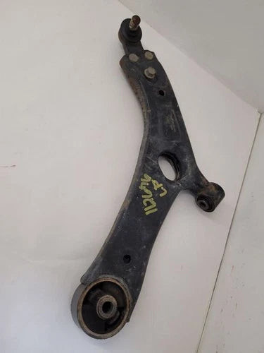 2014-2016 KIA SPORTAGE Driver Left Lower Control Arm Front LH used OEM control arm