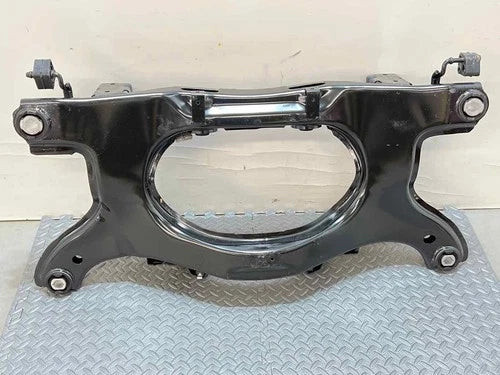 2012 - 2019 LAND ROVER EVOQUE REAR SUBFRAME UNDERCARRIAGE CROSSMEMBER OEM used OEM rear subframe and crossmember