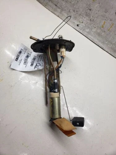 Fuel Pump Assembly XL-7 Fits 2001-2002 Suzuki VITARA used OEM fuel pump