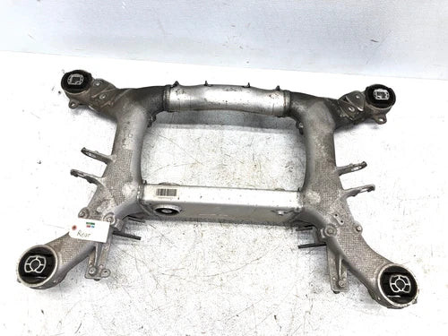 2017-2023 BMW G30 530i 540i M550i AWD REAR SUSPENSION SUBFRAME CROSSMEMBER OEM used OEM rear subframe and crossmember