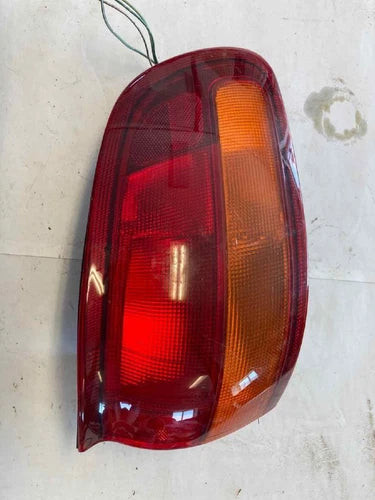 1991-1997 Toyota Previa RH Right Tail Light Quarter Panel Mounted used OEM tail light