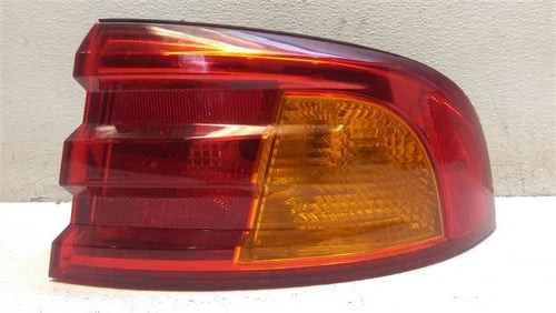 Passenger Tail Light Quarter Panel Mounted Fits 01-02 KIA MAGENTIS used OEM tail light