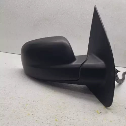 04-05 Ford FREESTAR Passenger Side View Mirror Power w/o heated Black used OEM side view mirror