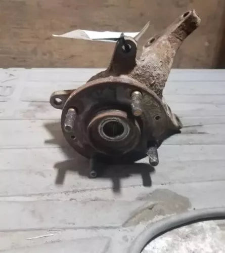2004-2009 Kia Spectra Driver Left Front Spindle Knuckle used OEM spindle or steering knuckle