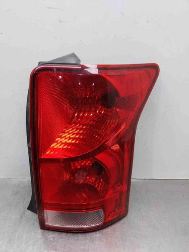 Passenger RH Tail Light Assembly OEM Suzuki XL-7 2007 2008 2009 used OEM tail light
