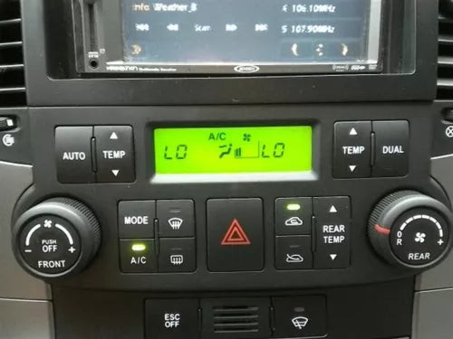 2006-2014 Kia Sedona Entourage A/C Heater Climate Temperature Automatic Control used OEM climate control