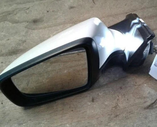 Driver Side View Mirror Power With Turn Signal Fits 10-12 LACROSSE WHITE used OEM side view mirror