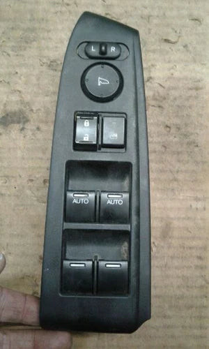 Door Switch Front HONDA CROSSTOUR 2010-2015 used OEM instrument cluster