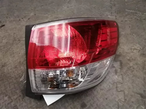 Quarter Tail Light Outer Lamp NISSAN PATHFINDER Passenger Side RH 2013-2016 used OEM tail light