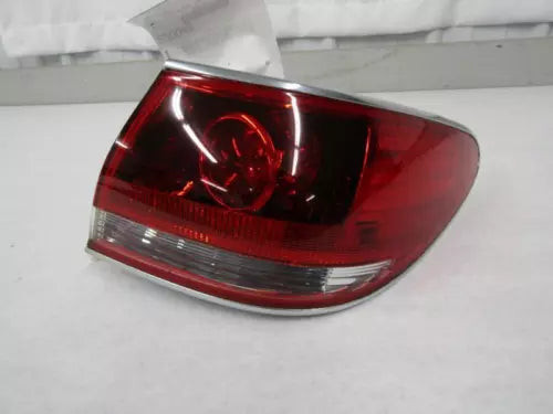 Passenger Tail Light Quarter Panel Mounted Fits 2004-2006 LEXUS ES330 used OEM tail light