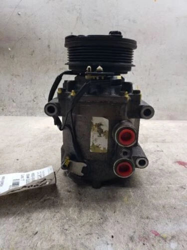 AC Compressor Without Temperature Switch On Compressor Fits 2004-2007 Saturn VUE used OEM A/C compressor