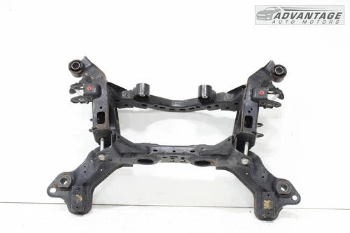 2013-2020 LINCOLN MKZ 3.0L AWD REAR SUBFRAME FRAME CROSSMEMBER SUPPORT OEM used OEM subframe bracket and support