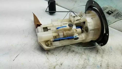 Fuel Pump Assembly 5 Speed Fits 2001-2004 LEXUS LS430 used OEM fuel pump