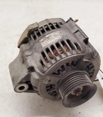 2000-2002 Toyota Tundra Alternator 4.7L V8 70 Amp used OEM alternator