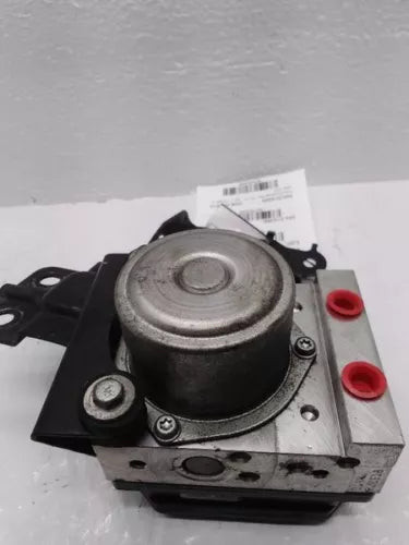 Nissan Rogue 2010 ABS Anti-Lock Brake Pump Assembly AWD OEM used OEM ABS pump and module