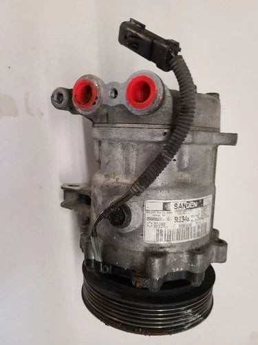 2000-2001 DODGE DAKOTA AC Compressor 4.7L used OEM A/C compressor