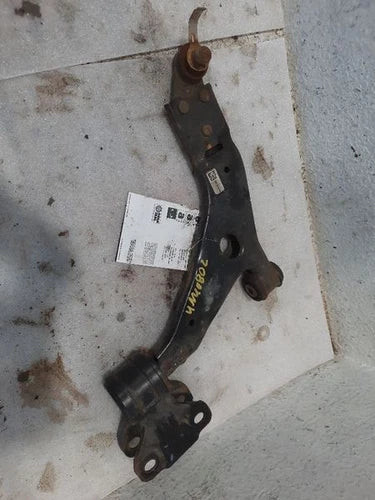 2013-2019 FORD ESCAPE Driver Left Lower Control Arm Front LH used OEM control arm