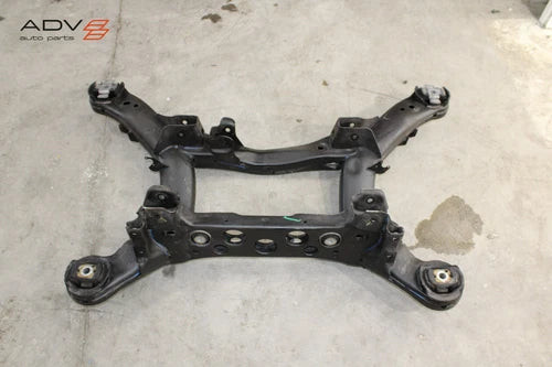 2013 - 2019 MERCEDES GLS63 X166 4MATIC REAR SUBFRAME SUB FRAME CROSSMEMBER OEM used OEM rear subframe and crossmember