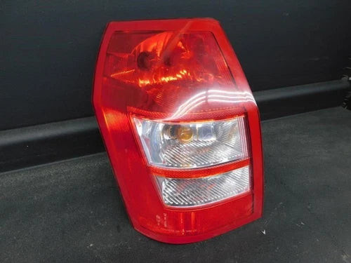 Driver Left Tail Light Fits 05-08 Dodge MAGNUM used OEM tail light