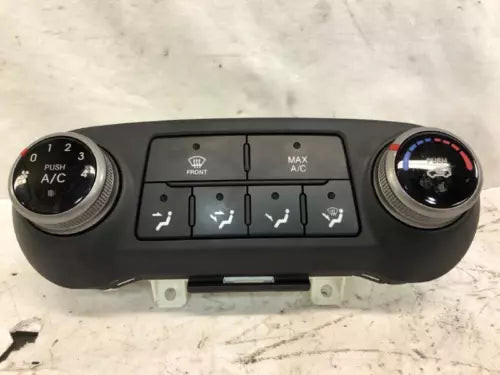 2010-2013 HYUNDAI TUCSON MANUAL AC Heater Climate Temperature Climate Control OE used OEM climate control