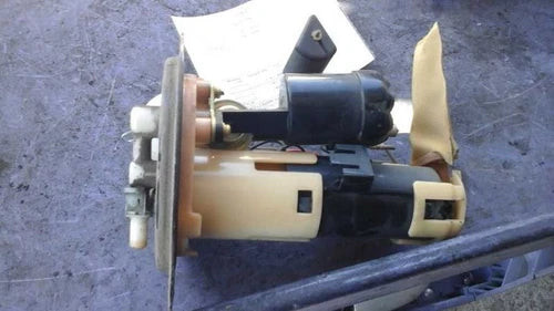 Fuel Pump Assembly Fits 1998-2000 Toyota SIENNA used OEM fuel pump