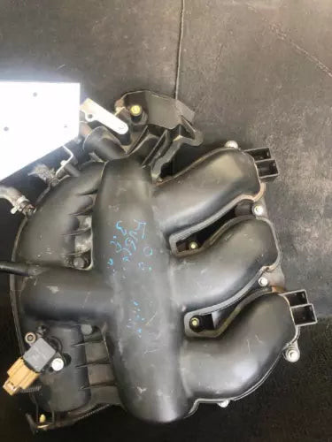 Intake Manifold 3.0L Upper Fits 2006-2009 FORD FUSION used OEM intake manifold