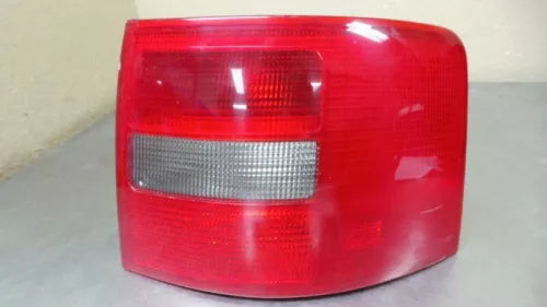 1998-2001 AUDI A6 RH Passenger Right Tail Light Wagon used OEM tail light