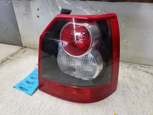 Passenger Right Tail Light Fits 2008-2010 Land Rover LR2 used OEM tail light