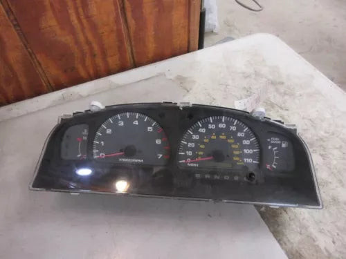 Toyota 4Runner SPEEDOMETER INSTRUMENT CLUSTER GAUGES 1999-2000 used OEM instrument cluster