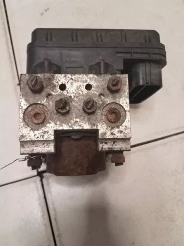 ABS Pump Anti-Lock Brake Part Actuator And Pump Assembly AWD Fits 04-06 MATRIX 1 used OEM ABS pump and module