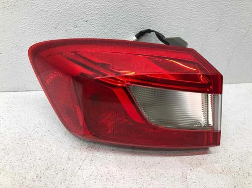 2017 CHEVY CRUZE Sedan LH Driver Tail Light Assy Quarter Mounted used OEM tail light