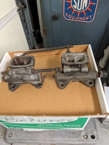 Mercedes-Benz Set 1211400901 W121 Tube - IM-OEM-20250930-00037 Used OEM Intake Manifold 190SL
