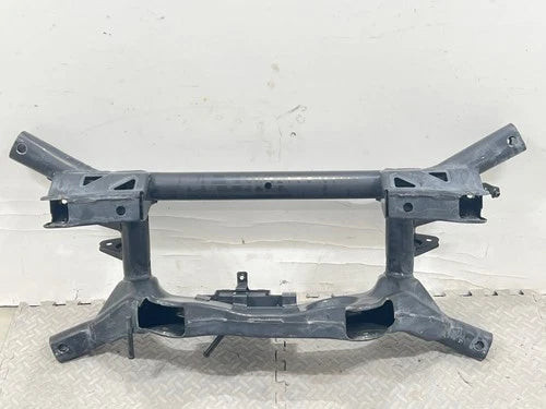 REAR UNDERCARRIAGE SUBFRAME CROSSMEMBER OEM MITSUBISHI OUTLANDER FWD 2019 - 2020 used OEM rear subframe and crossmember